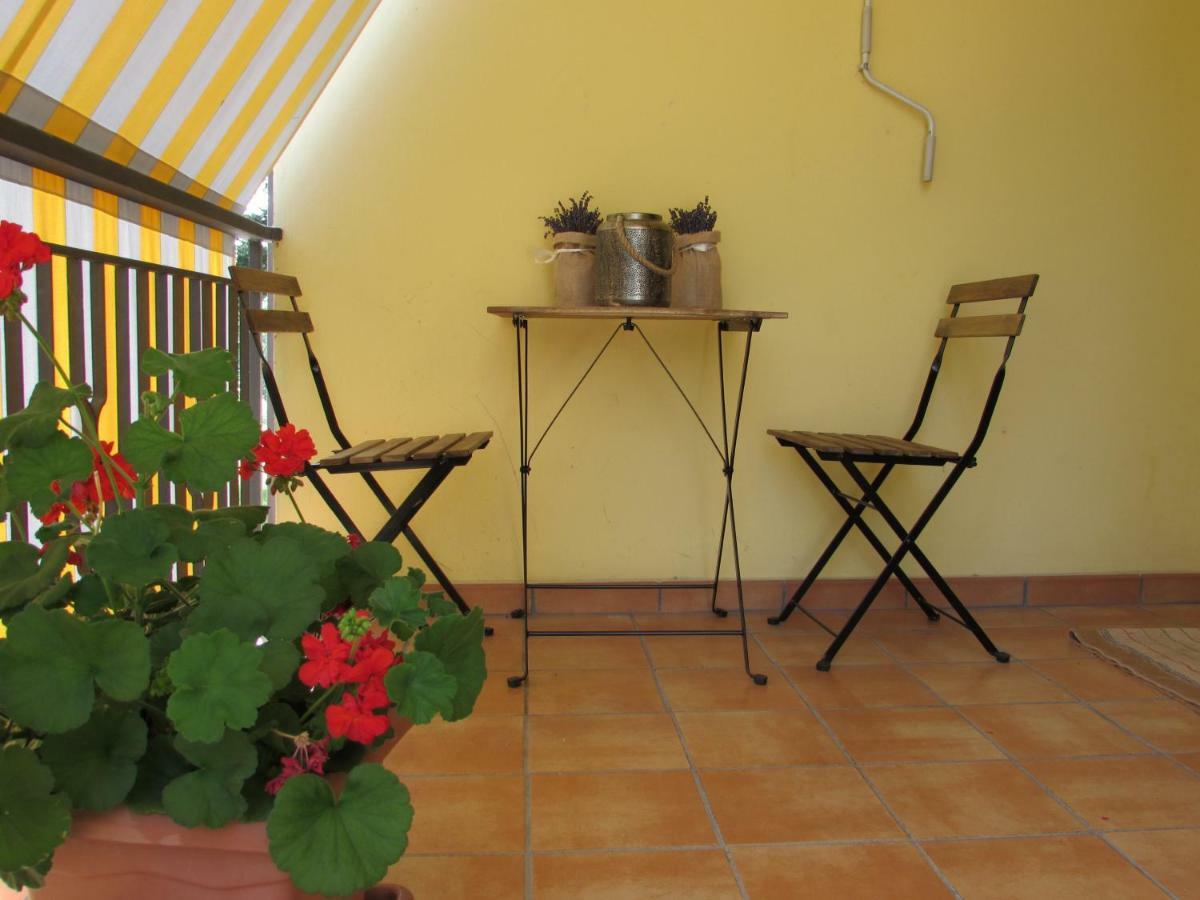 Villa Rina Pesaro Exterior foto